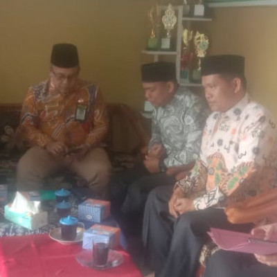 MIN 2 Rejang Lebong Dapat Kunjungan Spesial: KABID Pendidikan Madrasah Kanwil Kemenag Bengkulu Monev Pelaksanaan ANBK 2024