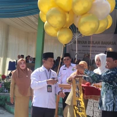 Kakan Kemenag Rejang Lebong Buka Secara Resmi Perayaan Bulan Bahasa MAN Rejang Lebong