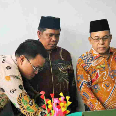 ANBK MIN 1 Rejang Lebong Lancar, Kabid Pendidikan Madrasah Kemenag Prov. Bengkulu Apresiasi Peran Proktor