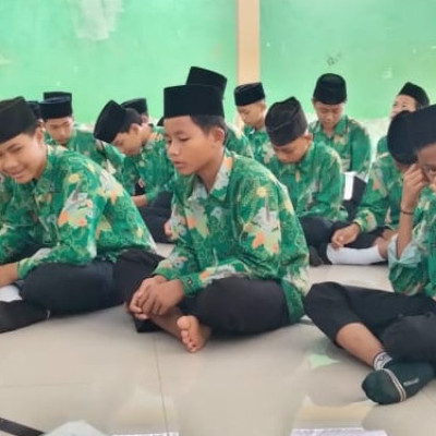 Kuatkan Karakter Islami pada Siswa, MTsN 2 Mukomuko Giatkan Tahlil Sebagai Program Pembiasaan