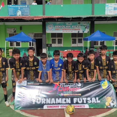 Siswa MIN 2 KoBe Raih Juara 1 Turnamen Futsal Merpati Cup 2024