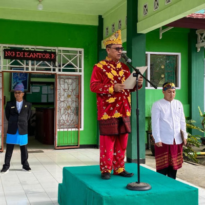 Kemenag BU Gelar Upacara Hari Guru Nasional 2024, Momentum Wujudkan Guru-Guru Hebat Indonesia