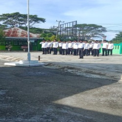 KUA Lubuk Sandi Ikuti Upacara Hari Pahlawan di Kantor Kementerian Agama Seluma: Dengan Semangat Memperingati HR Pahlawan Tumbuhkan Jiwa Nasionalisme Para Karyawan KUA Lubuk Sandi