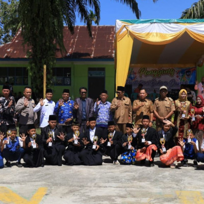 Kepala KUA Pino Raya Hadiri RBD SMPN 5 BS