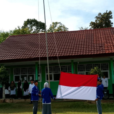 MAN 1 Seluma Gelar Upacara Peringatan Hari Pahlawan Nasional tahun 2024