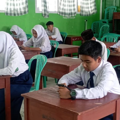 MTs Nurul Kamal Sukses Gelar Penilaian Akhir Semester Berbasis CBT