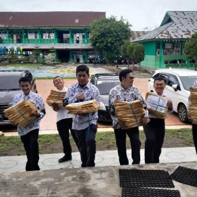 Panitia SAS MAN Rejang Lebong Pastikan Distribusi Soal Berjalan Lancar