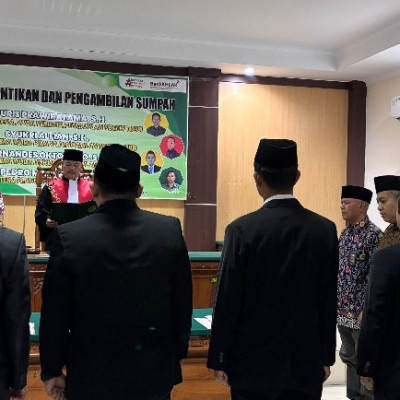 Sinergi Pengadilan Negeri Tubei Dengan Kasi Bimas Islam Kemenag Didulat Menjadi Rohaniawan Pelantikan Panitera