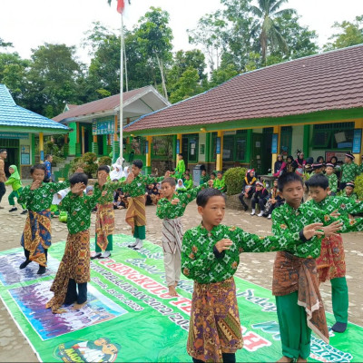 Pengambilan Nilai Seni Budaya Tari Di MIN 2 Bengkulu Tengah, Tumbuhkan Kreativitas Siswa