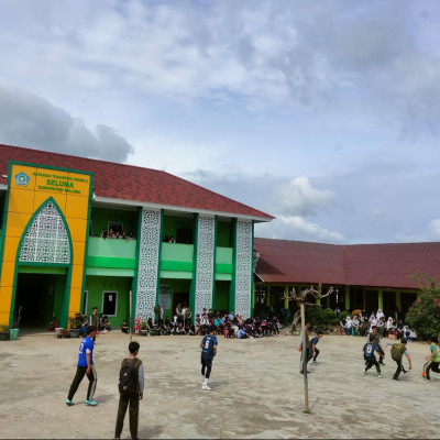 MTsN 2 Seluma Adakan Kegiatan Classmeet Usai PAS