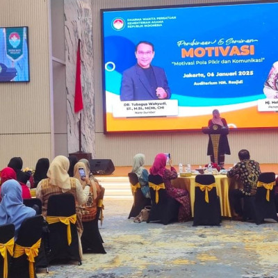 Ketua DWP Kanwil Kemenag Bengkulu Hadiri Pembinaan dan Seminar Motivasi di Jakarta