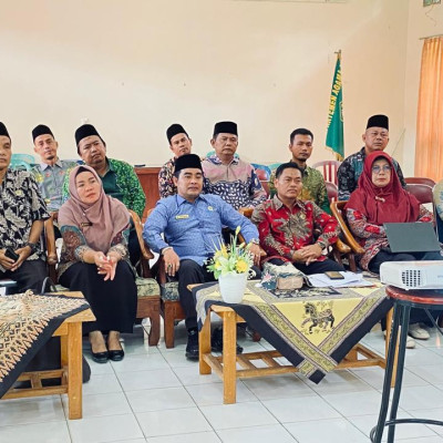 Melalui Zoom Meeting Kemenag BU Mengikuti Tindak Lanjut PMA Nomor 32