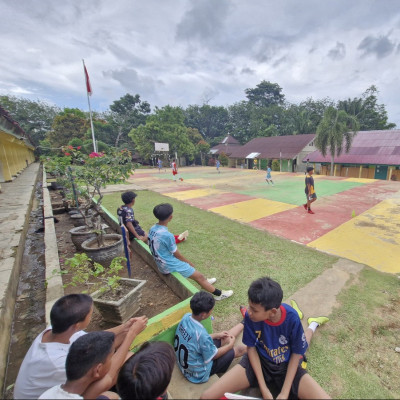 Eskul Futsal MTs N 2 BU Dimulai Kembali