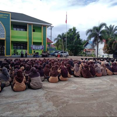 Kesejukan Jumat Muhadharah MTsN 1 BU