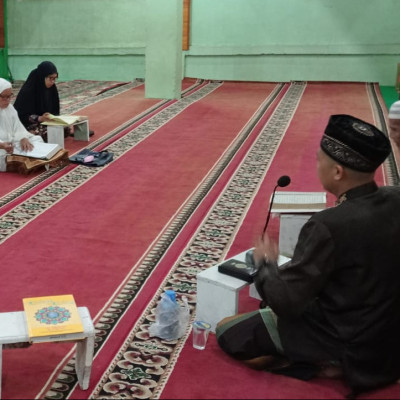 Kajian Subuh di Masjid Al-Firdaus, Penyuluh Agama Sampaikan Esensi dan Urgensi Isra' Mi'raj Nabi Muhammad