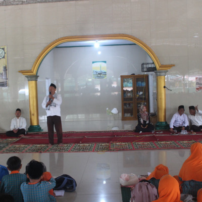 "Jangan Menunda Shalat", Jadi Inti Sari Ceramah Agama Peringatan Isra' Mi'raj MIN 1 Kobe.