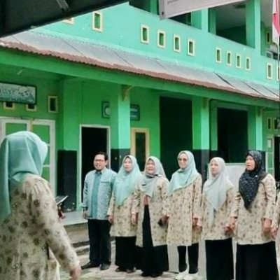 MIN 04 Kepahiang Laksanakan Pembacaan Panca Prasetya KORPRI Secara Rutin