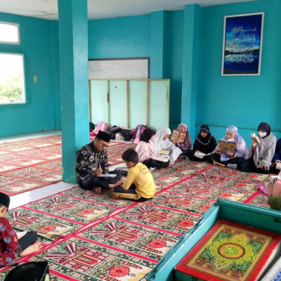 Ekskul Tahfidz MIN 1 Rejang Lebong Tingkatkan Hafalan Al-Qur’an Siswa