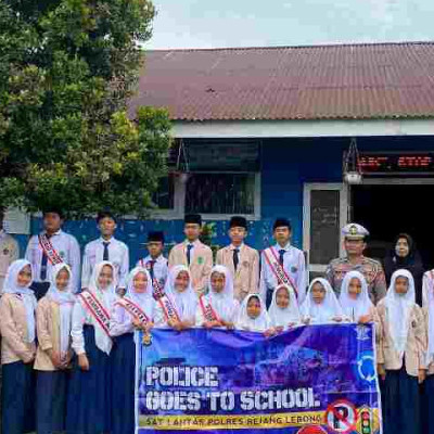 MTs Nurul Kamal Berpartisipasi Aktif dalam Program "Police Go to School"