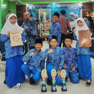 Raih Juara 1,2 dan 3 Lomba Matematika UMB, Siswa MIN 2 Juara Umum