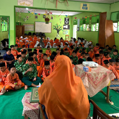 MIN 2 Bengkulu Tengah Rayakan Isra’ Mi’raj Dengan Penuh Hikmah, Siswa Kian Semangat Beribadah!