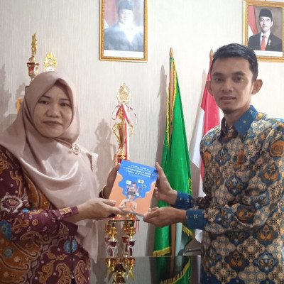 Abdul Yongky Syaputra, M.Pd., Guru MTsN 2 Kota Bengkulu Torehkan Prestasi dengan Buku Inovatif di Tahun 2025