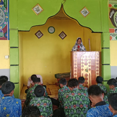 MTsN 2 Rejang Lebong Rutinkan Kultum Pasca Salat Dhuha, Bentuk Karakter Religius Siswa