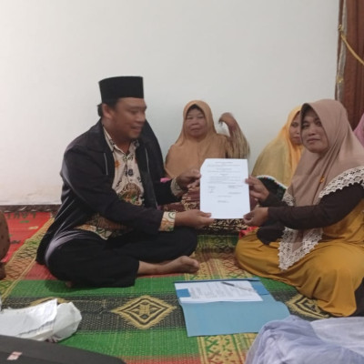 Perkuat Dakwah , Majelis Taklim Al Hidayah dan Penyuluh Agama Sindang Kelingi Teken MoU