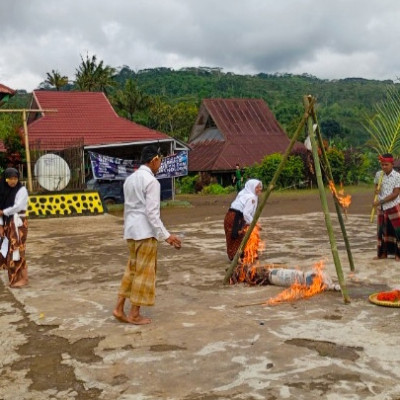 Siswa MTsN 2 Rejang Lebong Gelar Upacara Ngaben, Tanamkan Toleransi dan Cinta Budaya