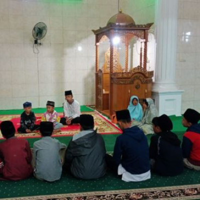 Istiqomah Didikan Subuh, PAI KUA Ujan Mas Berikan Motivasi Secara Rutin