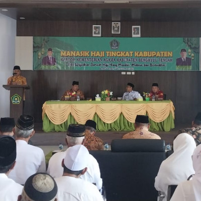 Calon Jamaah Haji Bengkulu Tengah Tahun 2025 Ikuti Manasik Haji Penuh Semangat