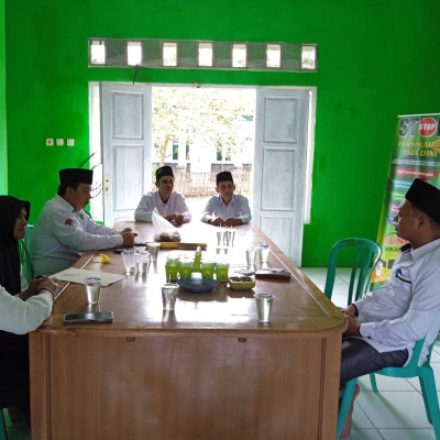 Kepala KUA Talo Kecil Lakukan Rapat Sekaligus Pembinaan ASN