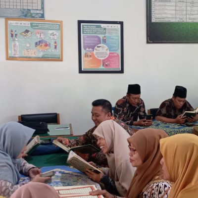 KUA Kampung Melayu Menggemakan Al Qur'an Untuk Kedamaian, Keamanan, dan Ketenteraman