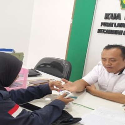 Cek Kesehatan Rutin, Ka. KUA Muara Kemumu  Harap Berdampak Pada Kinerja