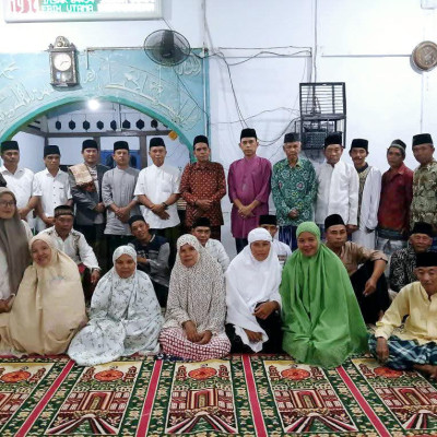 Tarawih Keliling Forkompimcam Kerkap tanpa lelah tunjukkan semangat Ramadhan di Desa Tanjung Putus