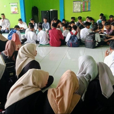 MTsN 3 Seluma Melaksanakan Pesantren Kilat Bulan Ramadhan 1446 H