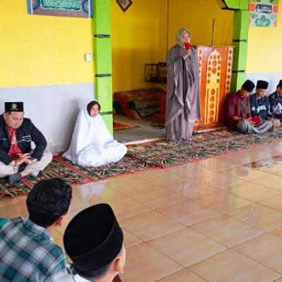 MTsN 2 Rejang Lebong Gelar Kegiatan "Tanam Cinta dan Kasih Sayang" untuk Bentuk Karakter Siswa di Bulan Ramadhan