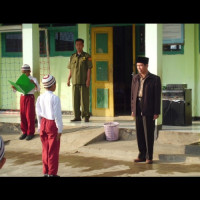 MIM Lubuk Kembang Hadirkan Inspektur Upacara Dari Pimpinan Muhammadiyah