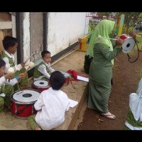 Tumbuhkan Jiwa Pemimpin, RA Perwanida adakan Latihan Drum Band