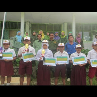 Siswa MIN Bunga Mas Kabupaten Seluma Juara Pertama Lomba Pidato