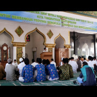 Kepala Seksi Bimas Islam Kemenag Benteng Ikuti Isra Miraj di Masjid Raya Baitul Izzah