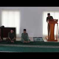 Kasubbag TU Kemenag Benteng Sampaikan Tausiyah Usai Sholat Zuhur 