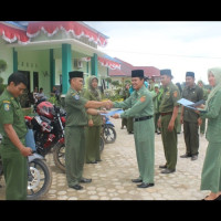 Kemenag Benteng Serah Kendaraan Dinas Kepada Kasi dan Subbag