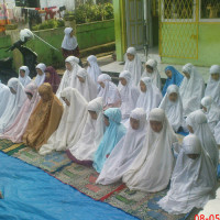 Siswa/i MI GUPPI 11 Talang Rimbo Sholat Dhuha Berjamaah