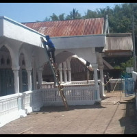 Ka.KUA Selupu Rejang Instruksikan Kebersihan Masjid Jelang Idul Adha