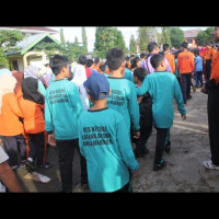 Siswa/i MTsN Karang Anyar Bengkulu Utara Turut Meriahkan Jalan Santai HGN