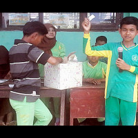 MTsN PUT Laksanakan Pemilihan Ketua OSIS 