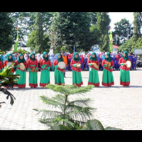 Kasidah Rebana MTs Tarbiyah Awali Pembukaan Porseni Menjelang HAB Kemenag BU