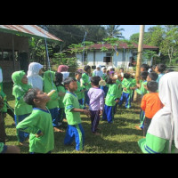 Peringati Hari Lahir Kemenag Benteng, MI Nurul Ulum Benteng Adakan Perlombaan