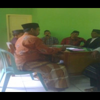 Ka. KUA Seluma Selatan Berikan Nasehat Perkawinan di Kantor KUA